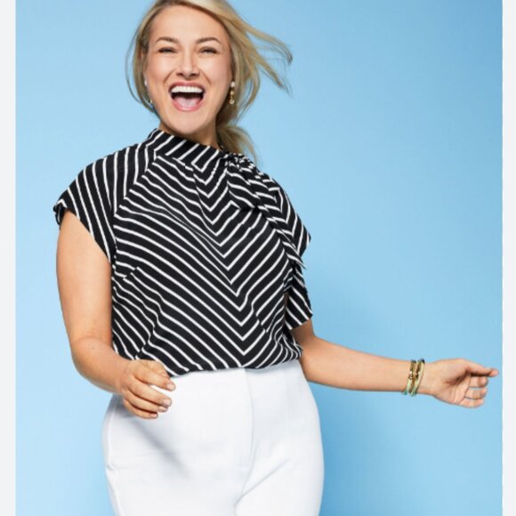 Talbots Tie Neck Top in Dynamic Chevron Stripe Flowy Classic Preppy Plus Size 3X - Picture 1 of 6